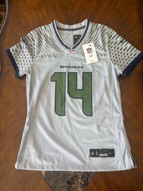 Seattle Seahawks Sam Darnold Rivalries Collection Game Jersey Women’s Size Small